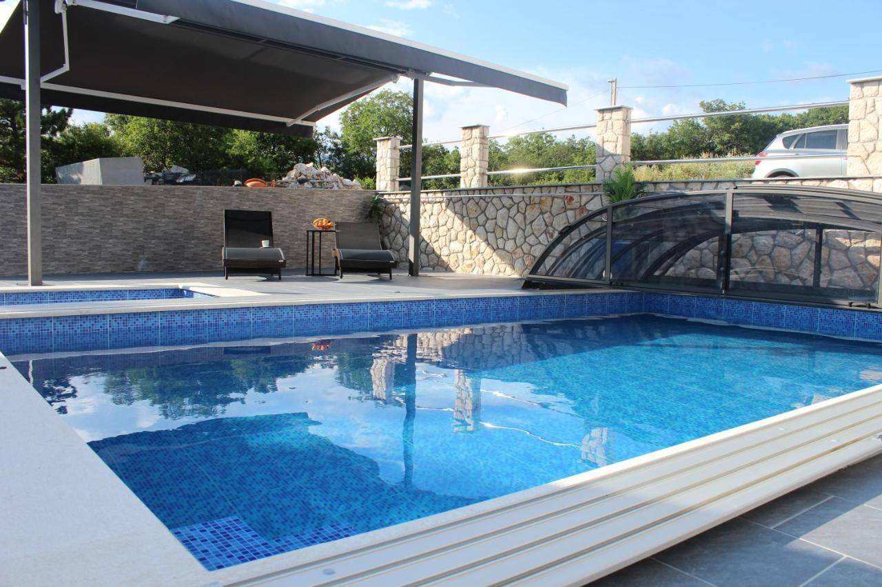 Villa Buba **** Novi Vinodolski Zewnętrze zdjęcie
