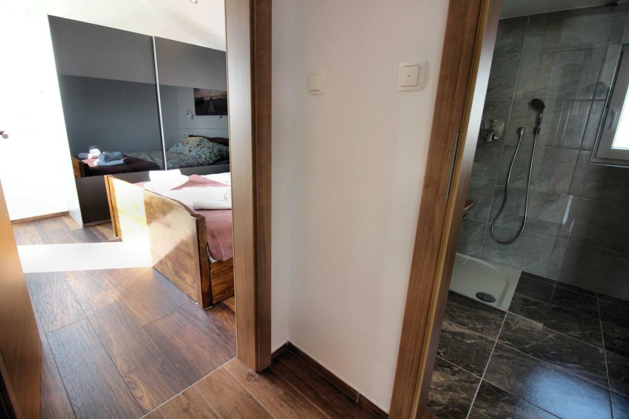 Villa Buba **** Novi Vinodolski Zewnętrze zdjęcie